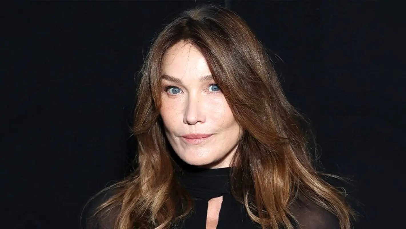 کارلا برونی را بیشتر بشناسید / این مدل تبدیل به بانوی اول فرانسه شد! (عکس)