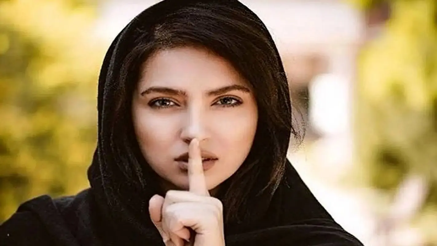 استوری معنادار مونا کرمی با پسرش ؛ عکسی که شاید کسی انتظارش را نداشت!