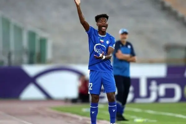 واکنش عجیب و غیرمنتظره خارجی استقلال بعد از فسخ قرارداد! (عکس)