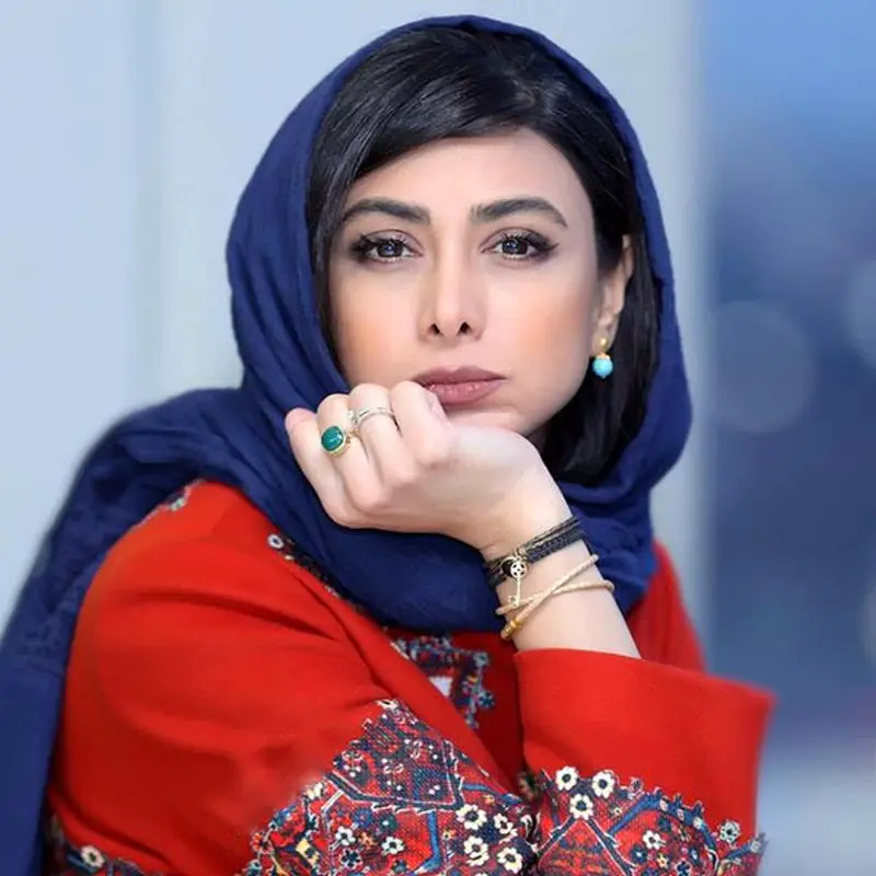 استایل فوق العاده شیک و جذاب آزاده صمدی