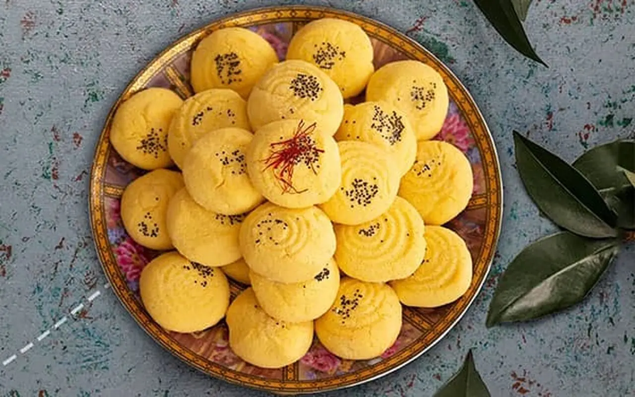 طرز تهیه شیرینی نان برنجی خانگی برای شب عید/خوشمزه و نرم