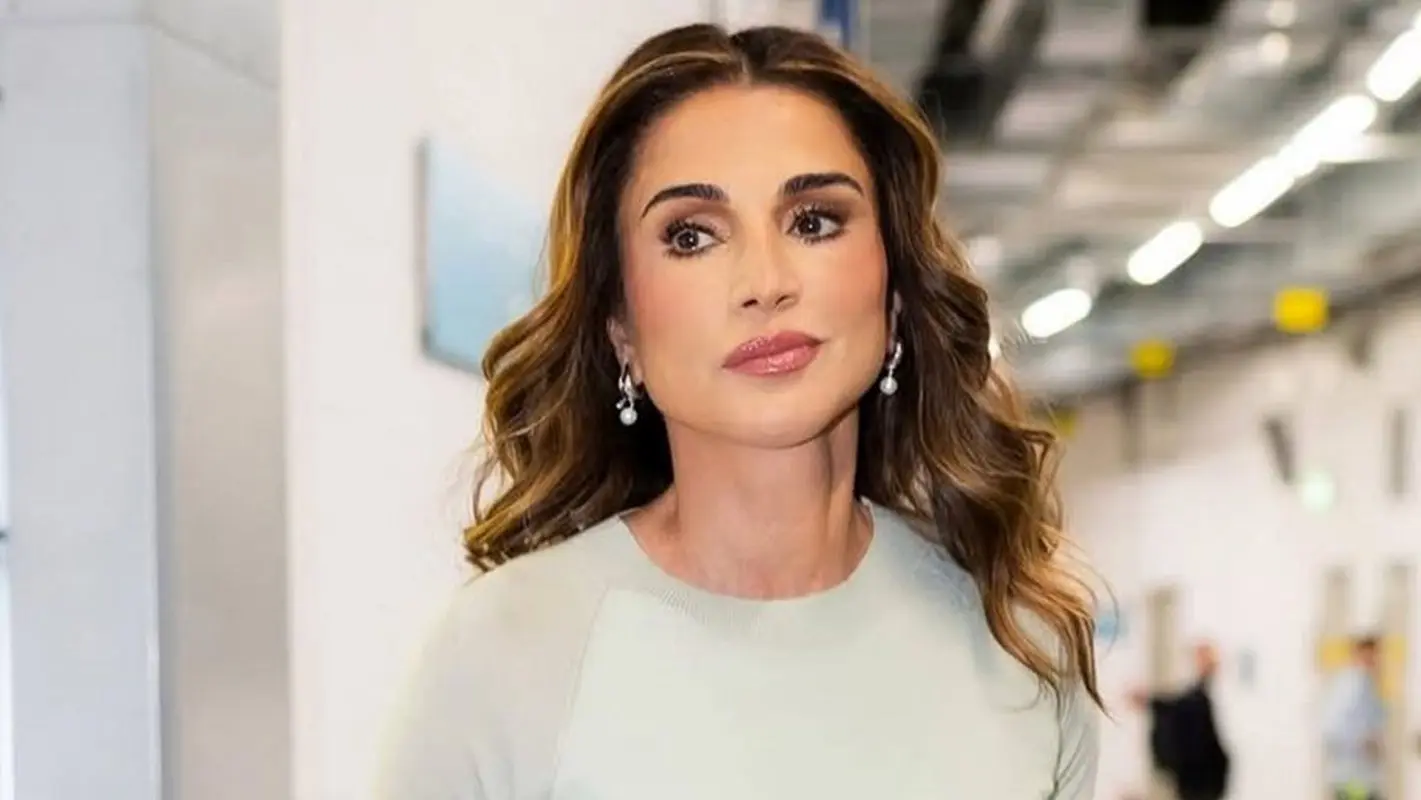 کمربند عجیب ملکه اردن جنجالی شد! (عکس)