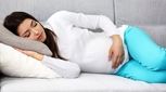 چرا زنان باردار خوب نمی خوابند؟ علت و راه حل
