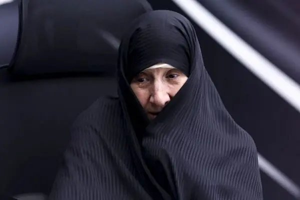 مادر علی انصاریان برنده یک پرونده جنجالی شد / حسام نواب صفوی چکاره بود؟ (عکس)