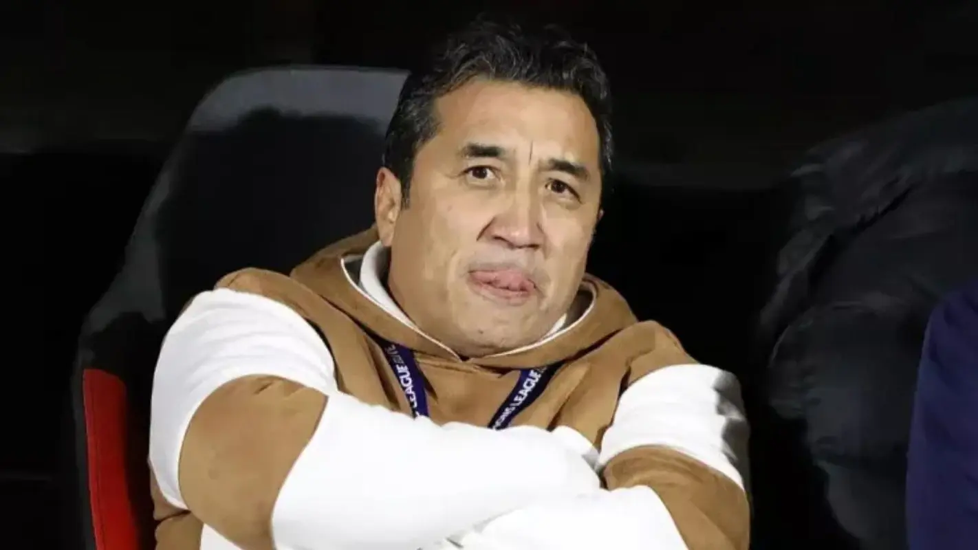 این کیک خاص برای خداداد عزیزی به چه مناسبت است؟ (عکس)