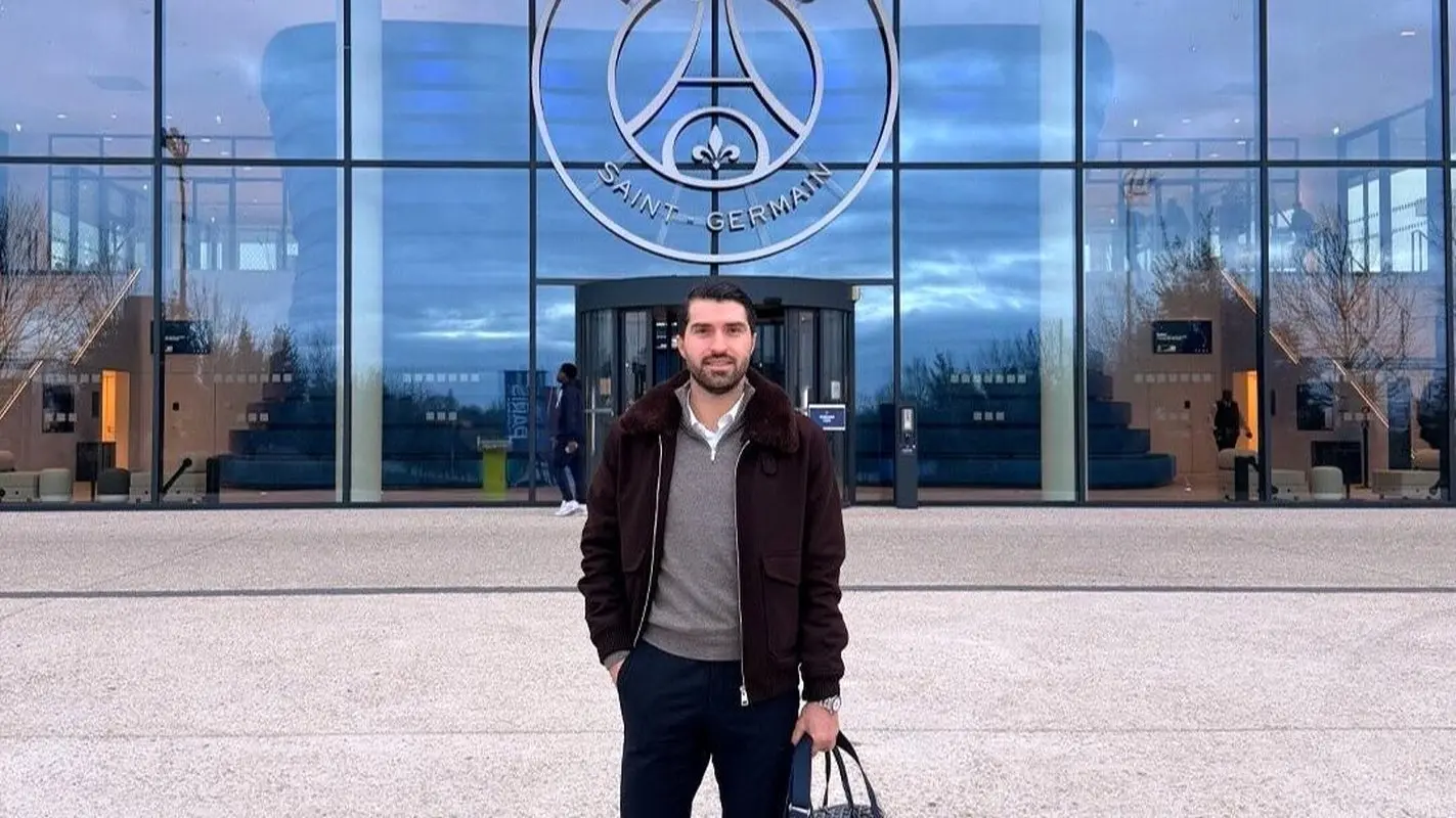 کریم انصاری‌فرد در کنار اسطوره بارسلونا چه کار می کرد؟ (عکس)