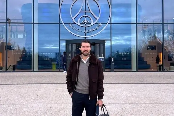 کریم انصاری‌فرد در کنار اسطوره بارسلونا چه کار می کرد؟ (عکس)