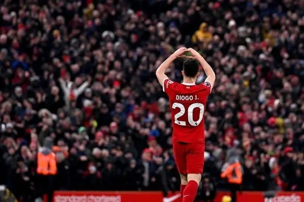 جشن تولد ستاره ای که دیگر نیست (عکس)