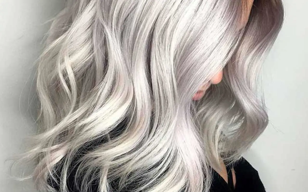 آموزش رنگ کردن مو در خانه + راهنمای گامبهگام