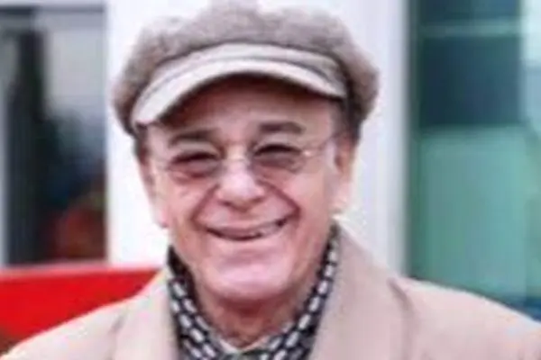 عکس دیده‌نشده مادر و همسر مرحوم رضا بابک / آقای بازیگر یک شبه پیر شد !