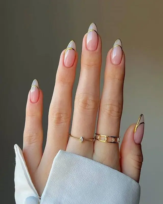 مراحل آموزش کاشت ناخن گام به گام