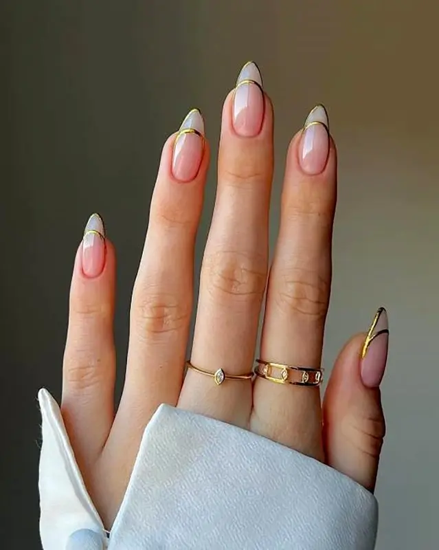 مراحل آموزش کاشت ناخن گام به گام