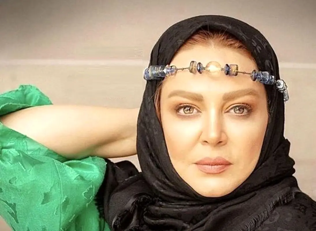 عکس شکار شده بهاره رهنما در کافه لرد / استایل متفاوت بازیگر معروف + عکس