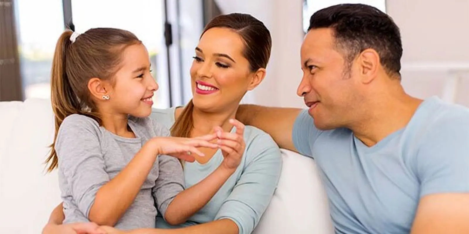 9 موقعیتی که تفاوت شیوه تربیتی پدرها با مادرها را نشان می دهند