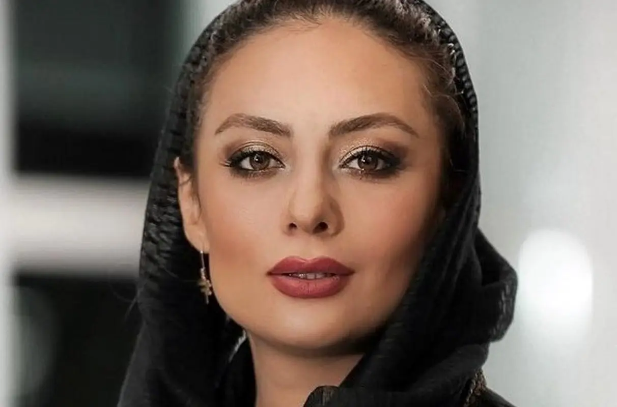 عکس لو رفته از یکتا ناصر و خواهرش در یک مهمانی / عمرا خانم بازیگر را تیپ مجلسی دیده باشید! +عکس