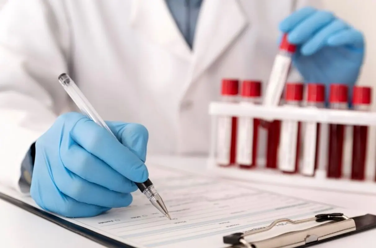 هزینه تست HPV (قیمت آزمایش اچ پی وی در زنان و مردان)