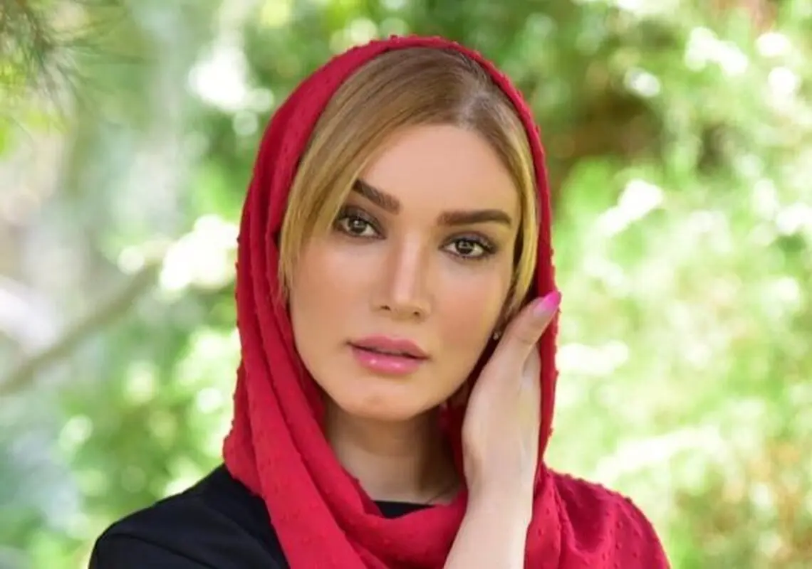 دکوراسیون دنج خانه متین ستوده / میزناهارخوری مینیمال بازیگر محبوب + عکس