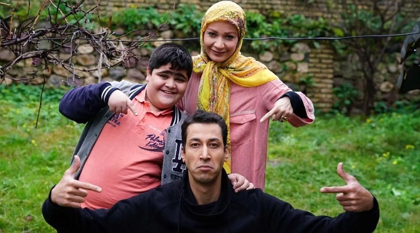 تغییر چهره بامزه «بهروز» سریال پایتخت را در این عکس ببینید