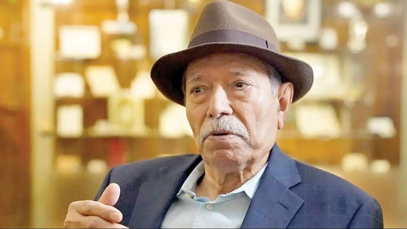 نگرانی درباره سلامت علی نصیریان پس از کاهش وزن: خانه سینما در کنار هنرمند بزرگ ایران + عکس