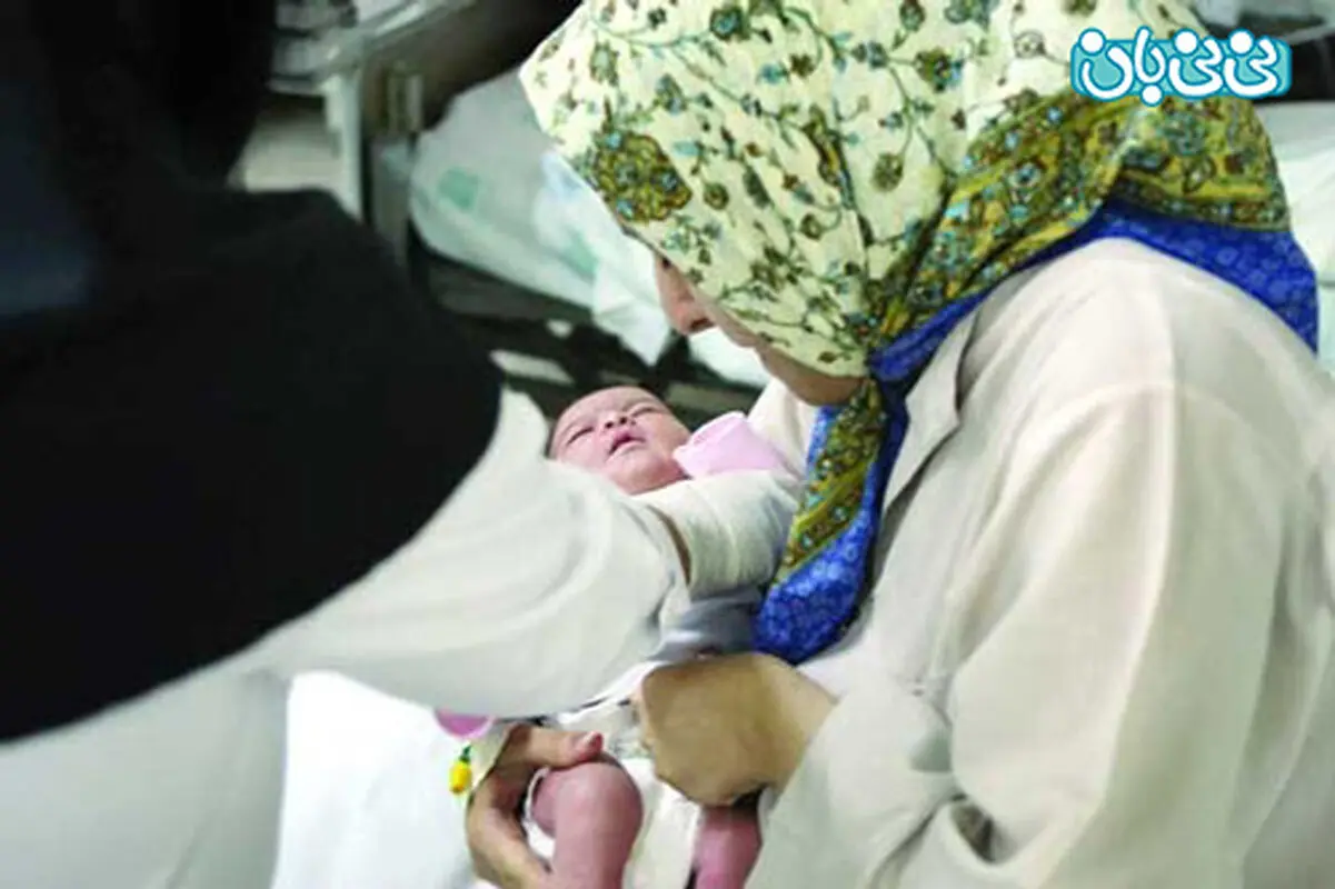 اخراج پس از مرخصی زایمان، ممنوع است؟