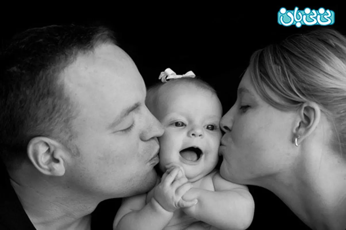 عوارض بوسیدن نوزاد، یک ماه اینکارو نکنید