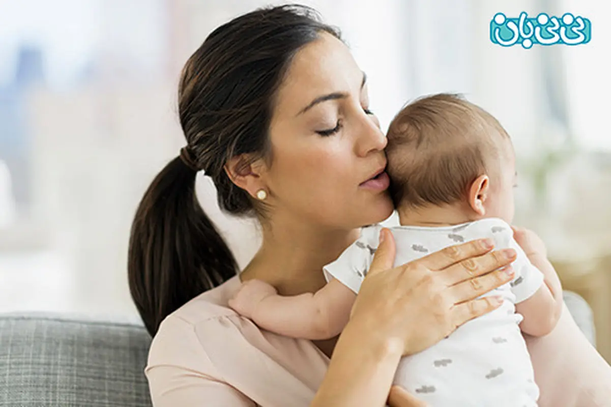 دلیل گریه کردن نوزادان