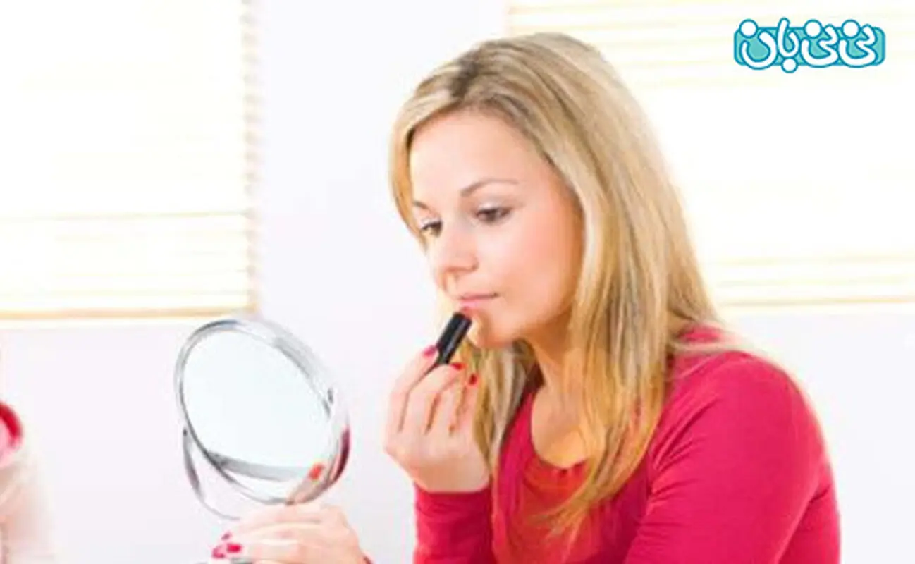خطر استفاده از رژلب در بارداری