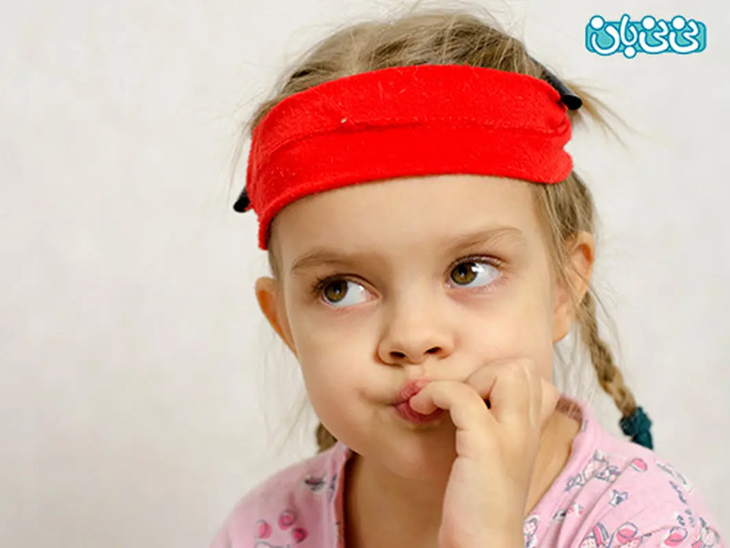 چرا بچه ها ناخن می خورند؟