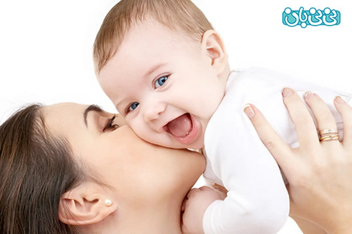 عشق نوزاد به شما با این 4 واکنش