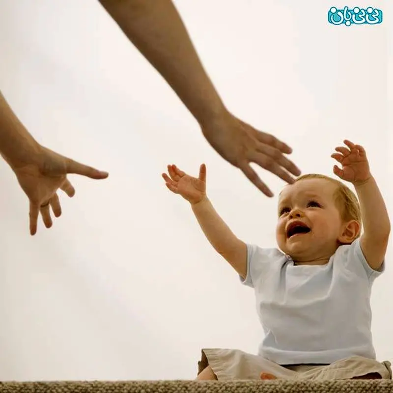 پریدن نوزاد از خواب علت دارد
