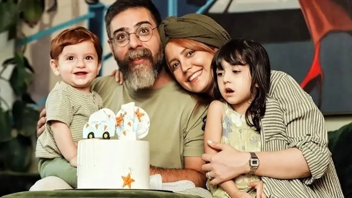 نگاه کیوت و سردرگم پسر شبنم قربانی که دل آدم رو می‌بره