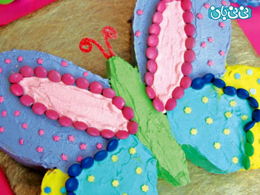 آموزش کیک تولد خانگی، مدل پروانه‌ای