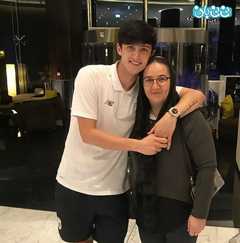 اینستاگرام سردار آزمون، شرمنده مادرامون نشیم