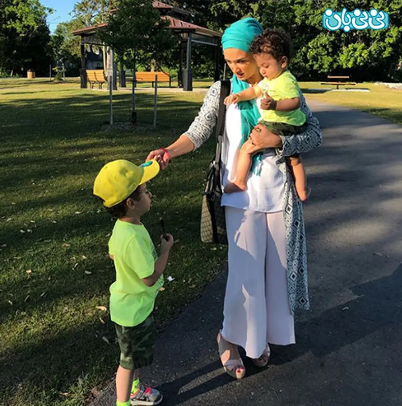 روناک یونسی و فرزندانش، همه پسران من