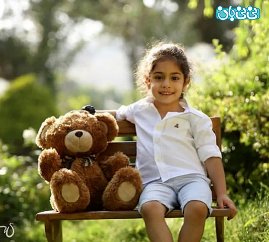 اینستاگرام هوروش بند، آرات پسربچه نابغه