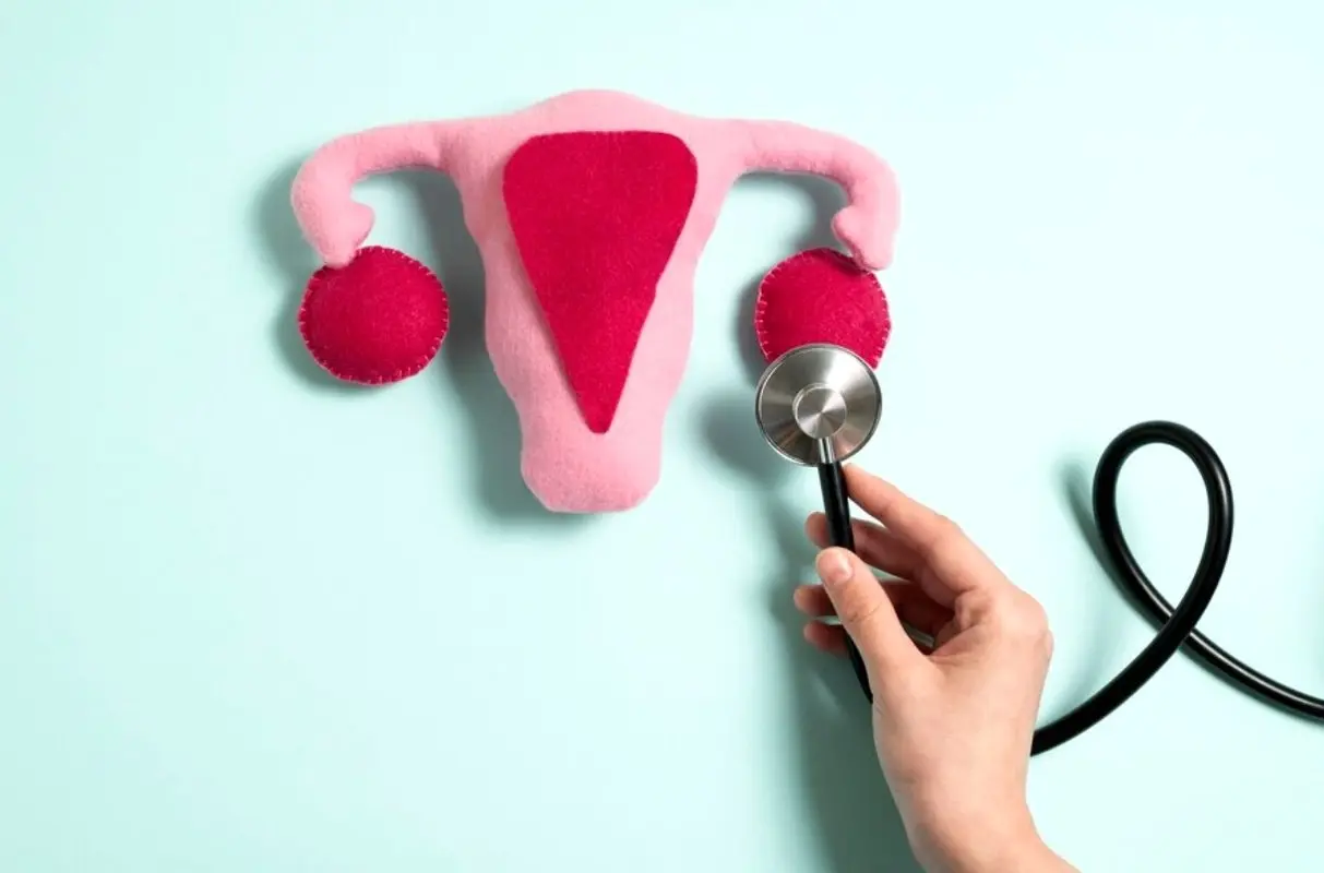 تشخیص عفونت دهانه رحم؛ علائم و نشانه هایی که باید بدانید!