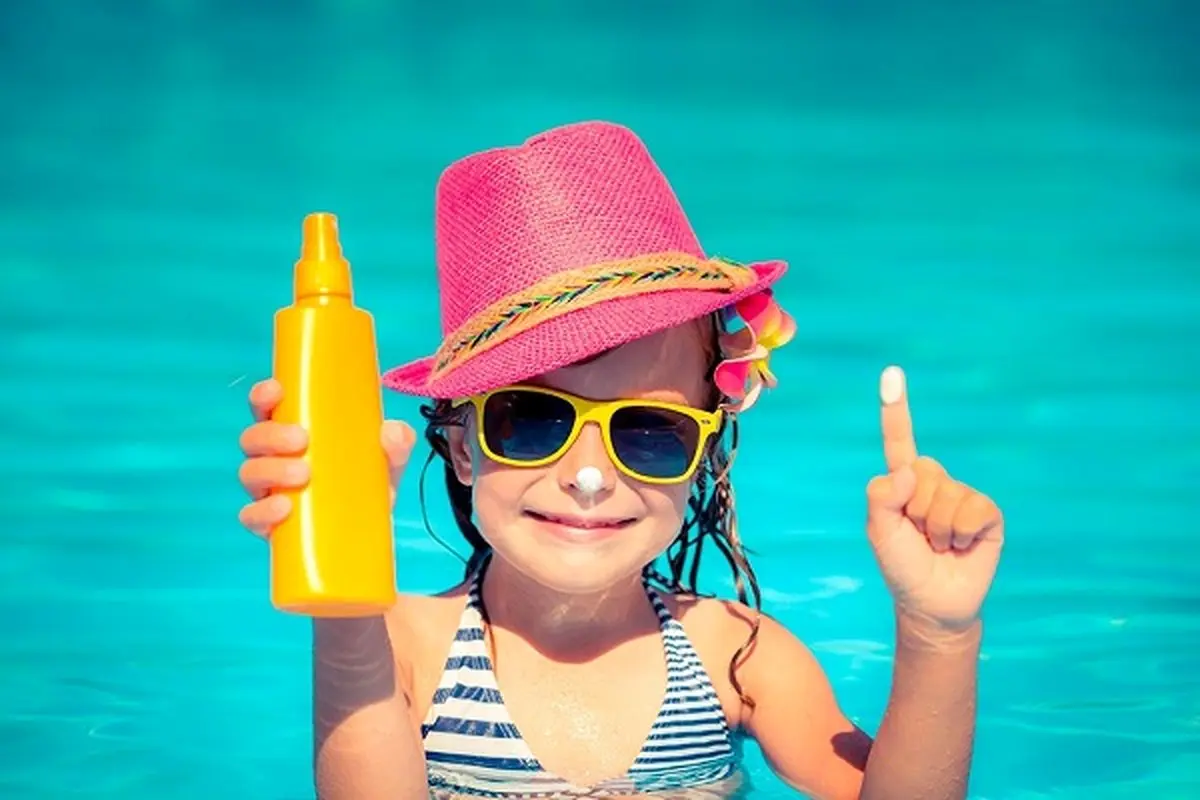 چرا باید از ضد آفتاب استفاده کنیم؟ کدام ضد آفتاب بهتر است؟