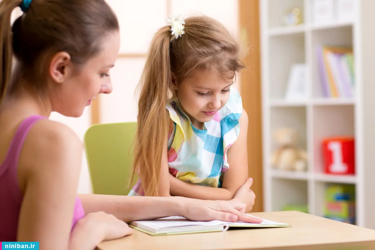 آموزش خواندن و نوشتن کودکان، کی باید کمک بگیریم؟