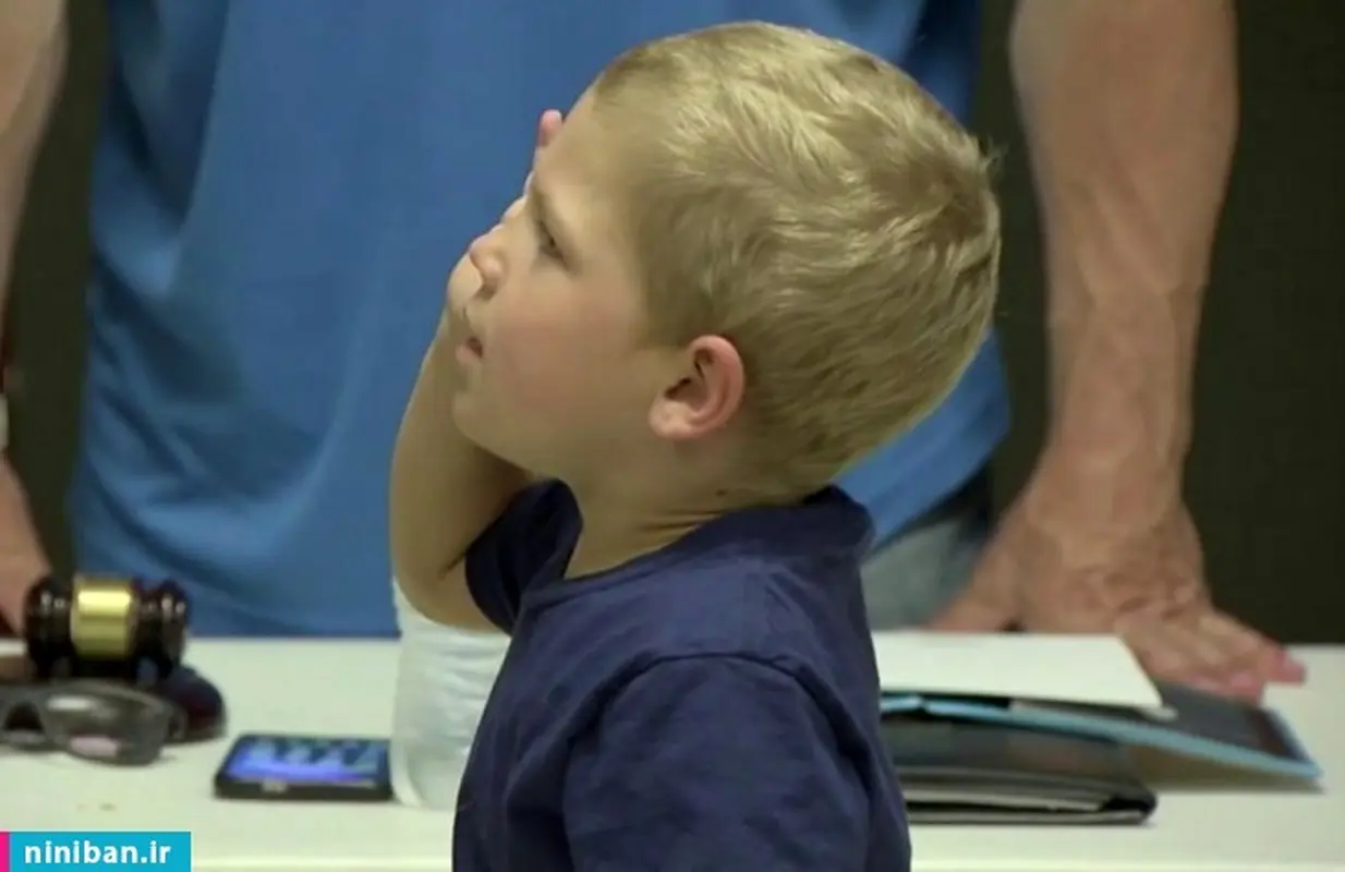 مبارزه کودک پنج ساله با سرطان، مرد آهنین!