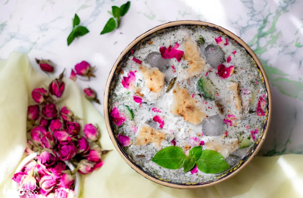آبدوغ خیار، غذای محبوب کدبانوهای ایرانی در نیویورک تایمز!