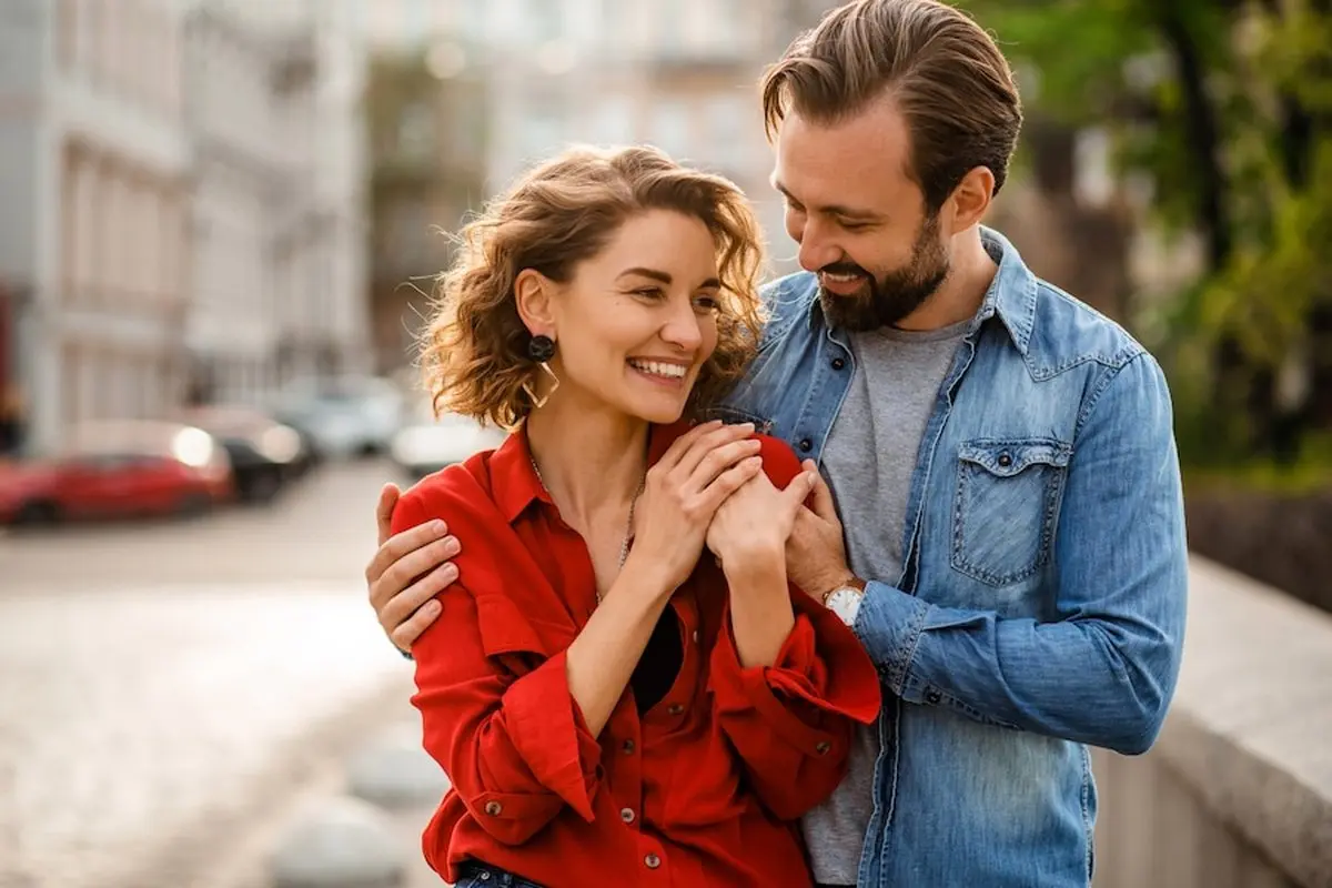 با این نشانه ها زوج های خوشبخت را بشناسید!