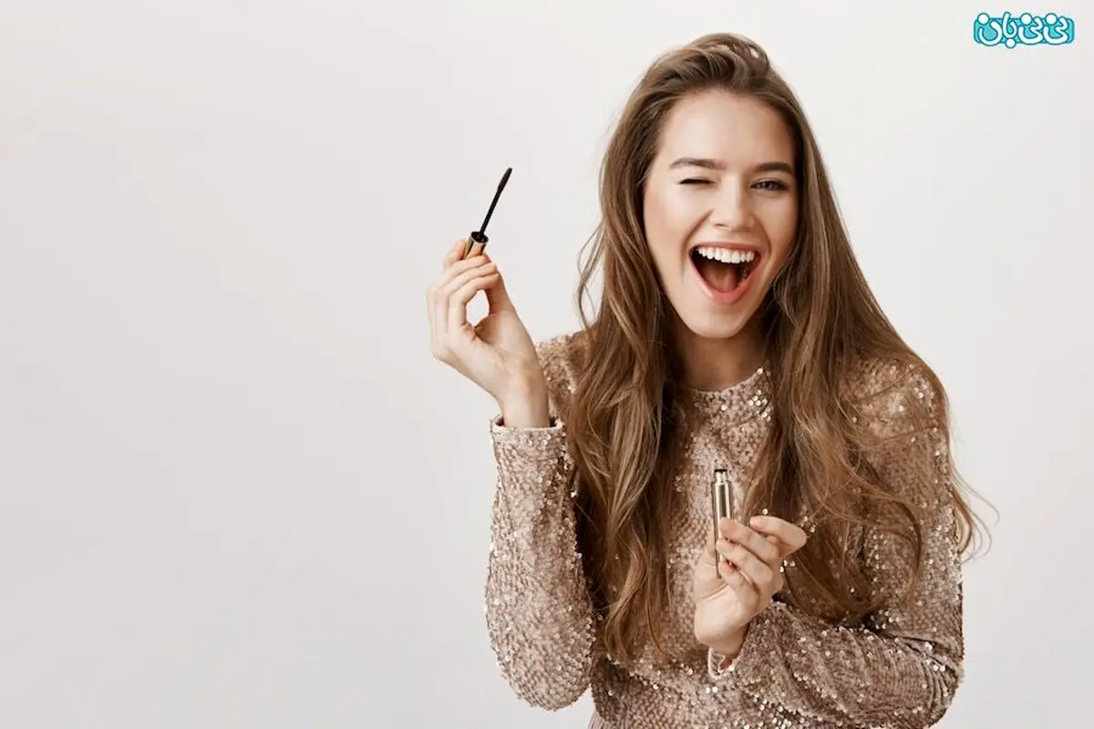 دیگر ریمل‌هایتان را دور نندازید: کاربردهای جادویی برس ریمل قدیمی!