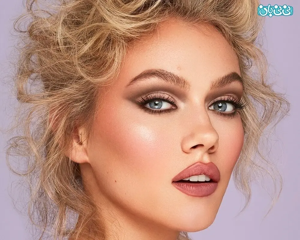 خانم‌ها این رژگونه مناسب فرم صورت شماست!