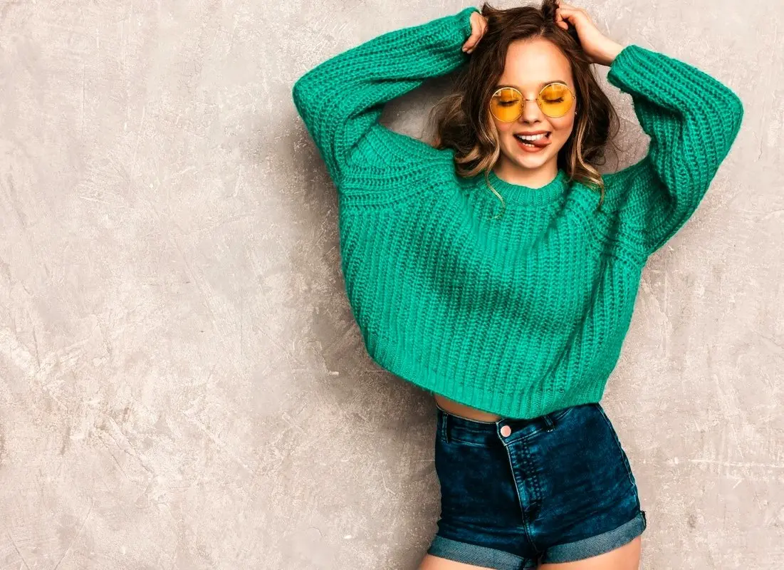 خانم‌های خوش پوش بلوز بافتنی‌ها را با چی ست کنند؟