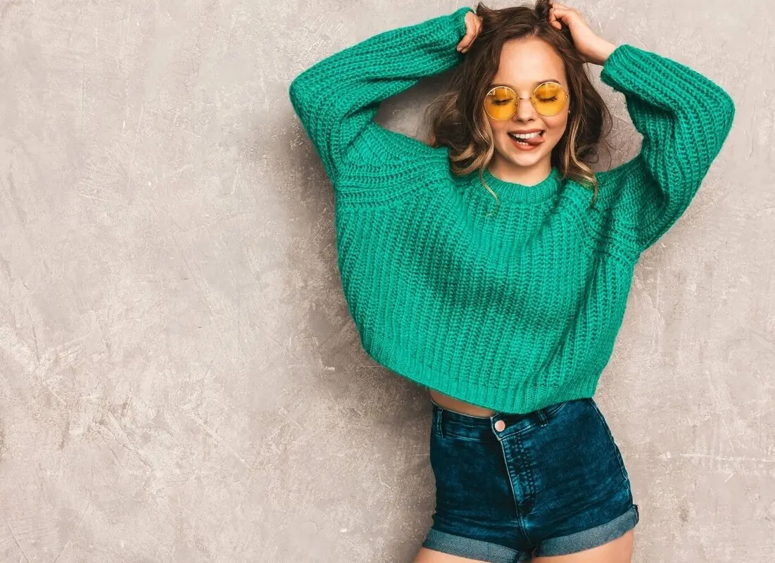 خانم‌های خوش پوش بلوز بافتنی‌ها را با چی ست کنند؟