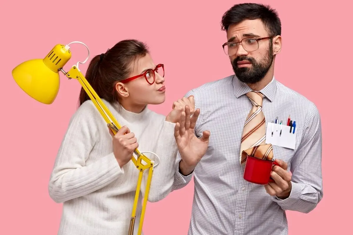 خانمها هشدار: این اشتباهات زنانه هر مردی را فراری میدهند!