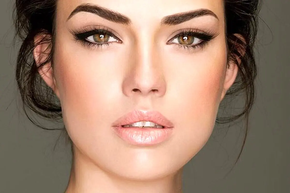 ترفندهای آرایشی برای درخشندگی پوست!