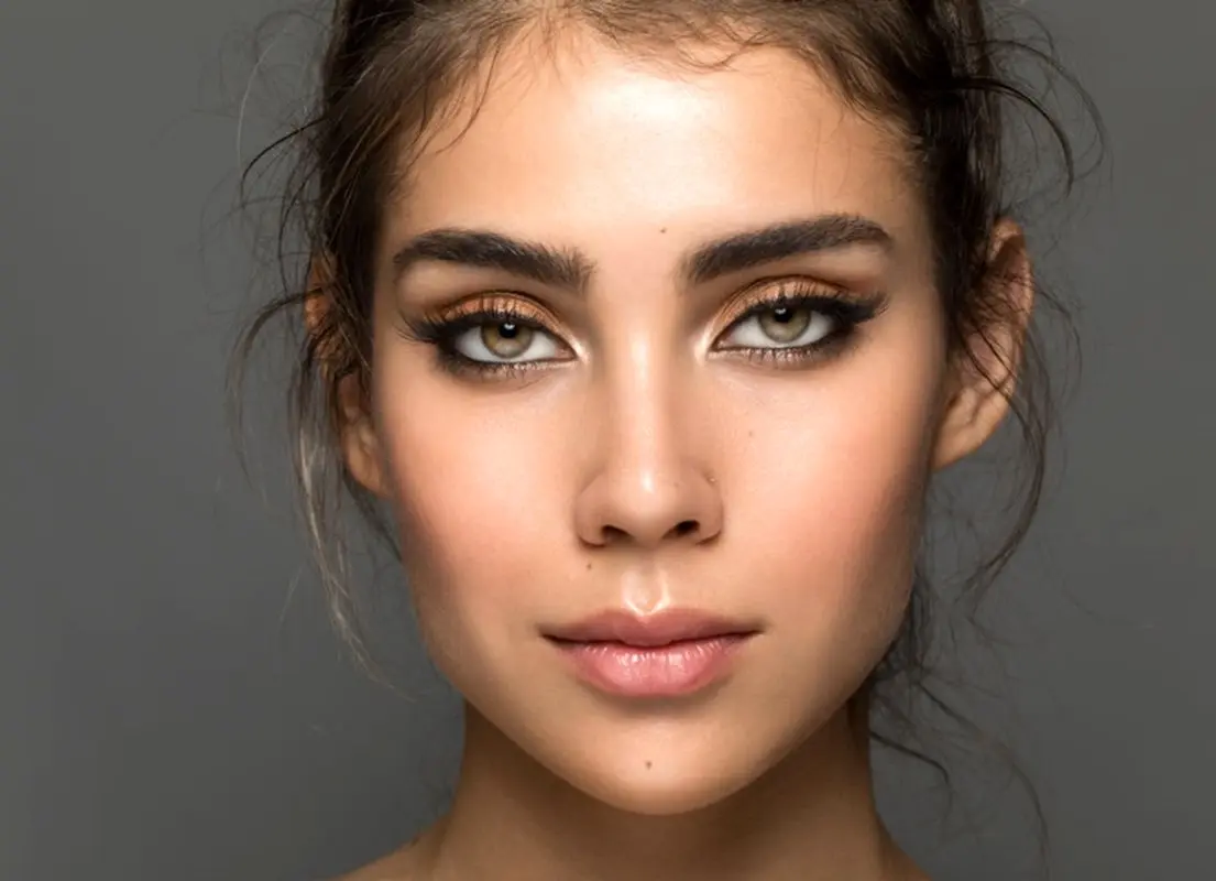 محو کردن پف زیر چشم با چند تکنیک واقعا ساده!