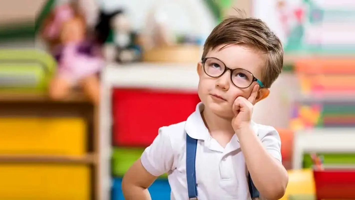 چگونه به بچه خود جواب دهم که خدا را چه کسی آفریده است؟