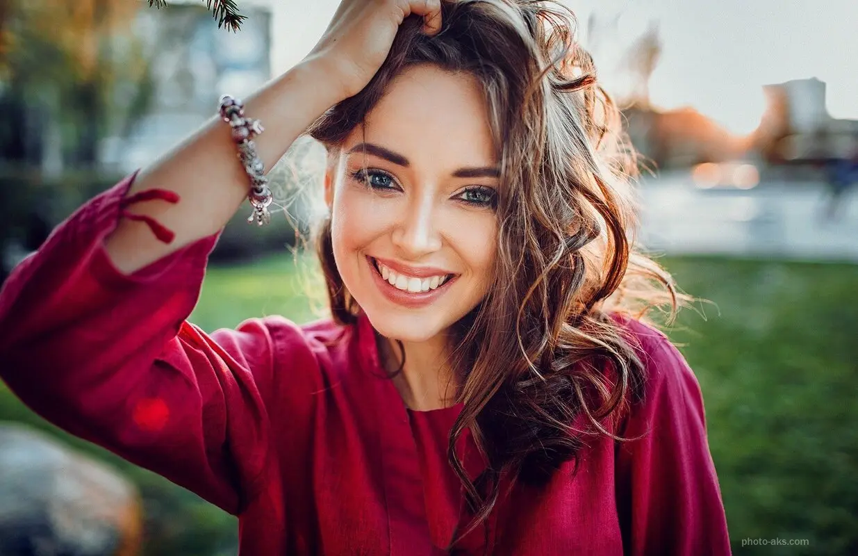 فال روزانه شخصی پنجشنبه ۱۷ آذر برای خانم‌هایی که دلیل لبخند دنیا هستند!